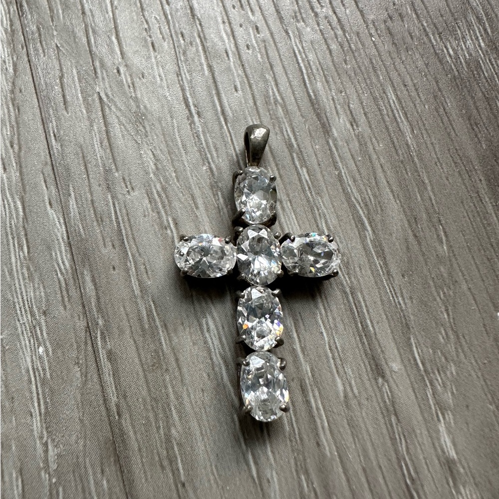 Cubic zirconia cross pendant